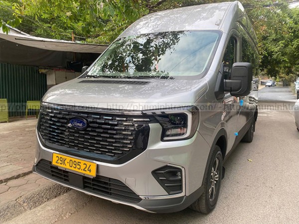 Cho thuê xe 16 chỗ Ford Transit đời mới